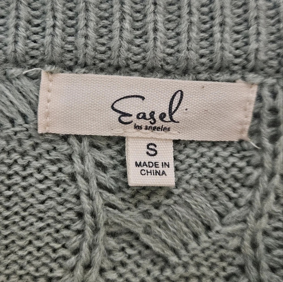 New! Easel Green Cable Knit Sweater S - Picture 9 of 10